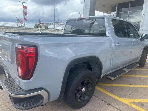 2024 GMC Sierra 1500 SLE