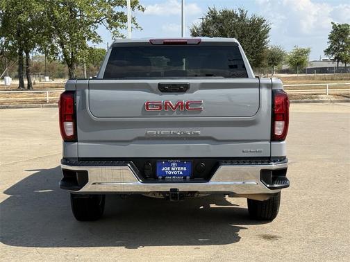 2024 GMC Sierra 1500 SLE