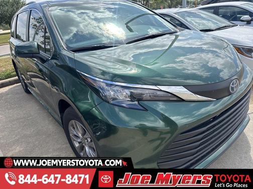 Cypress 2025 Toyota Sienna LE