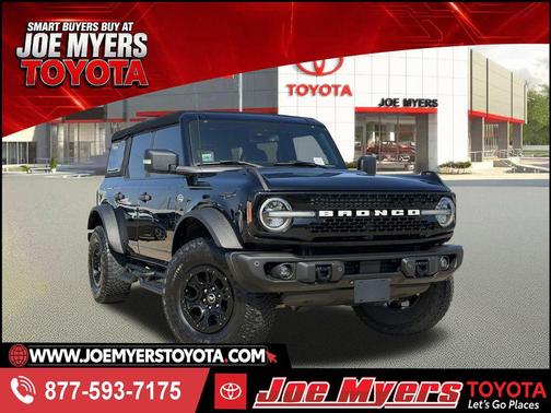 Shadow Black 2023 Ford Bronco Wildtrak