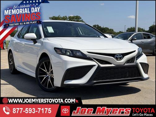 Ice 2024 Toyota Camry SE