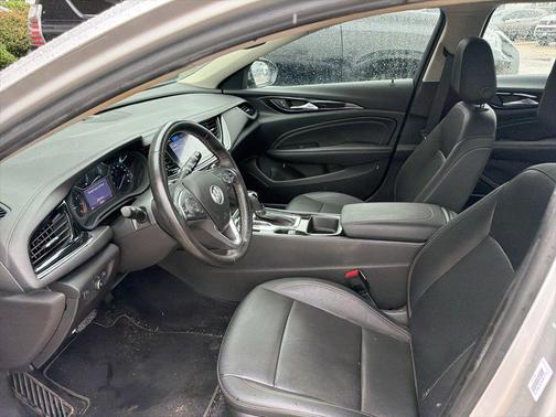 Quicksilver Metallic 2019 Buick Regal TourX AWD Essence