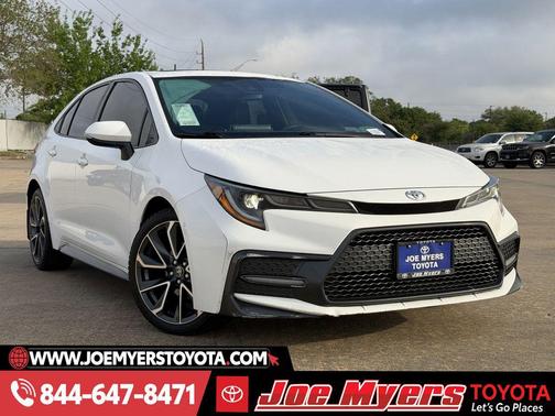 Super White 2021 Toyota Corolla SE