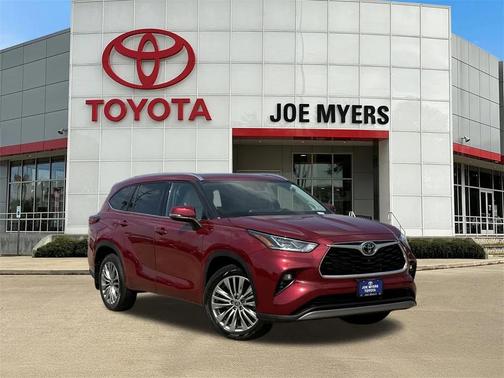 2022 Toyota Highlander Platinum