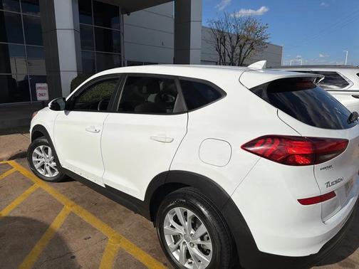 2019 Hyundai TUCSON SE