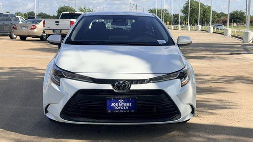 Pearl 2024 Toyota Corolla LE
