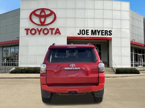 2024 Toyota 4Runner SR5