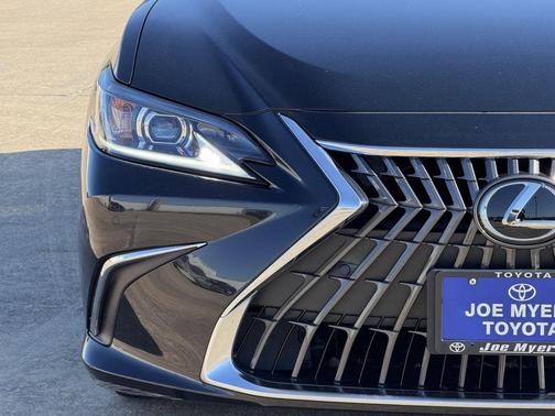 Caviar 2024 Lexus ES 350 Base