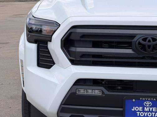 Ice Cap 2026 Toyota Tacoma SR5