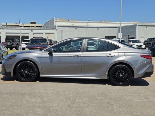 Heavy Metal 2025 Toyota Camry SE
