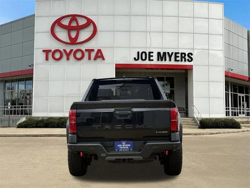 2025 Toyota Tacoma Hybrid Trailhunter