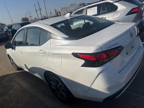 2025 Nissan Versa 1.6 SV