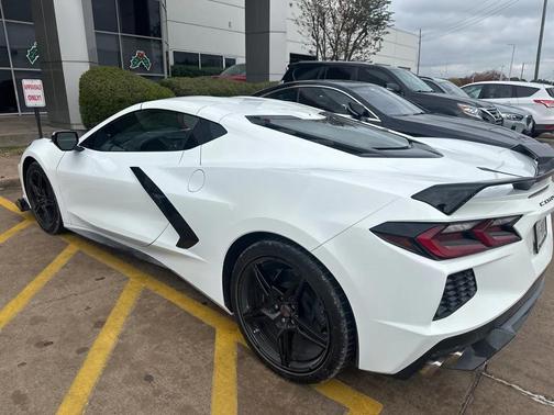 2024 Chevrolet Corvette Stingray w/2LT