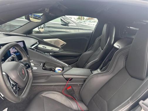 2024 Chevrolet Corvette Stingray w/2LT