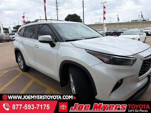Wind Chill Pearl 2023 Toyota Highlander LE