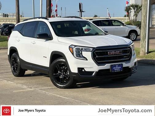 2022 GMC Terrain AWD AT4