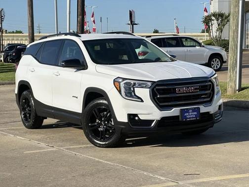 2022 GMC Terrain AWD AT4