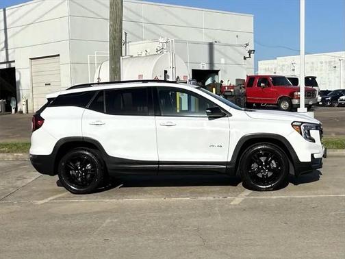 2022 GMC Terrain AWD AT4