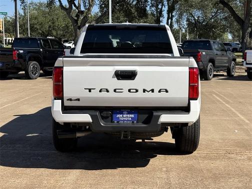 2025 Toyota Tacoma SR5