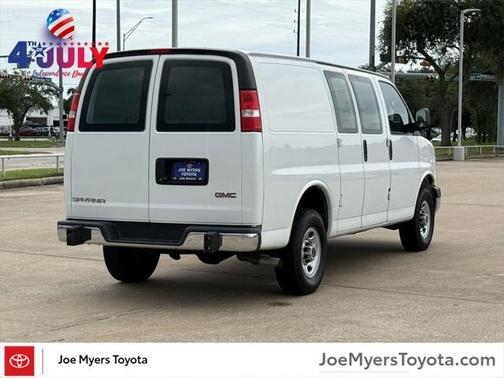 2023 GMC Savana 2500 Work Van