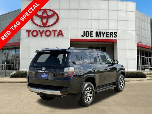 2024 Toyota 4Runner TRD Off Road