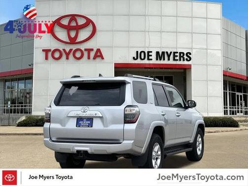 2024 Toyota 4Runner SR5