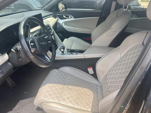 2022 Genesis G70 3.3T RWD