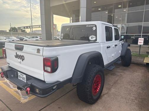 Bright White Clearcoat 2021 Jeep Gladiator Rubicon