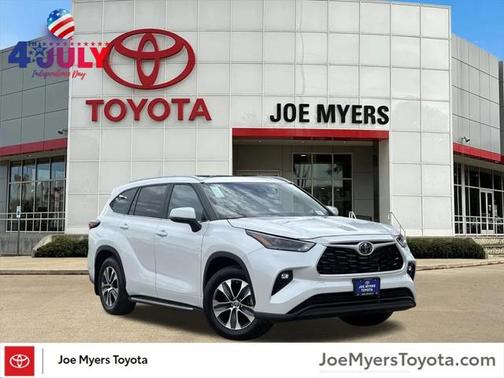 2024 Toyota Highlander XLE