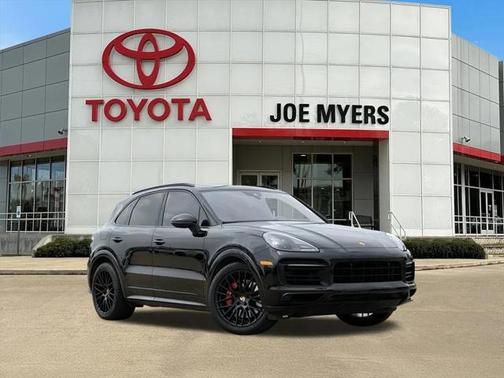 2023 Porsche Cayenne GTS