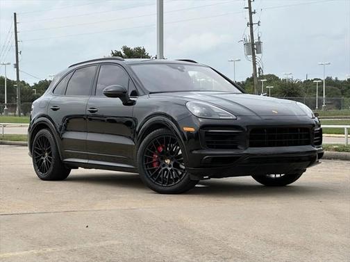 2023 Porsche Cayenne GTS