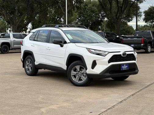 2025 Toyota RAV4 Hybrid LE