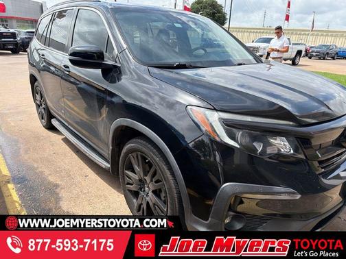 Crystal Black Pearl 2022 Honda Pilot 2WD Special Edition