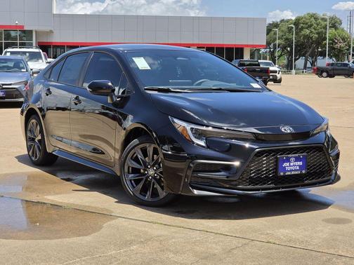 Midnight Black Metallic 2026 Toyota Corolla SE