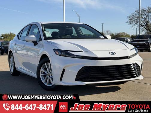 Ice Cap 2025 Toyota Camry LE