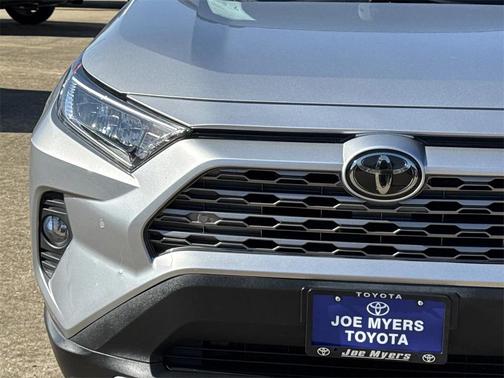 2019 Toyota RAV4 Limited