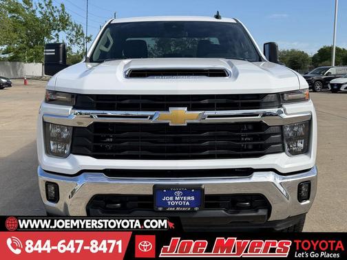 Summit White 2025 Chevrolet Silverado 3500 LT