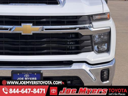 Summit White 2025 Chevrolet Silverado 3500 LT