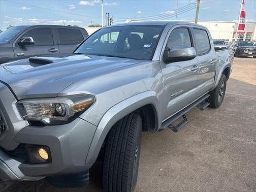 2017 Toyota Tacoma TRD Sport