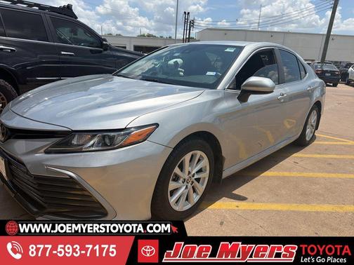 Celestial Silver Metallic 2023 Toyota Camry LE