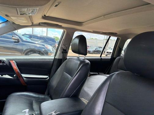 Black 2013 Toyota Highlander Limited