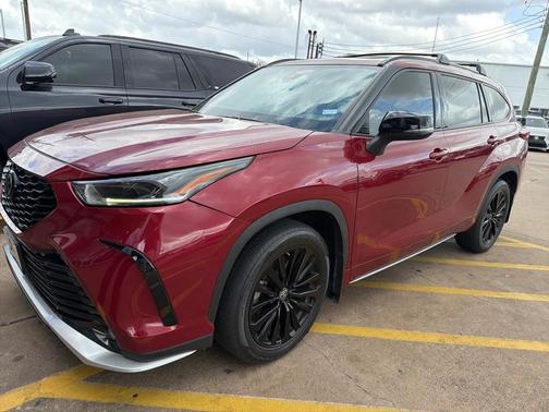 2023 Toyota Highlander XSE