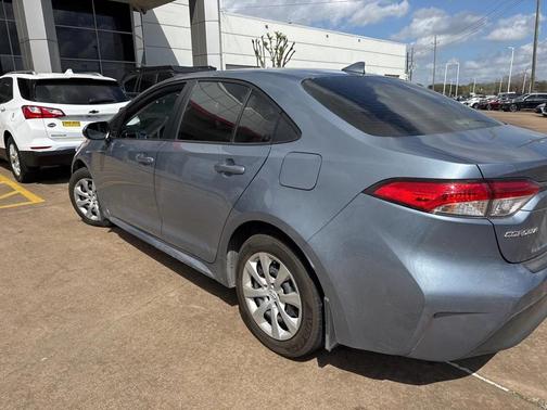 2025 Toyota Corolla Hybrid LE