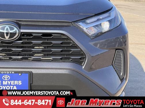 Magnetic Gray Metallic 2025 Toyota RAV4 LE