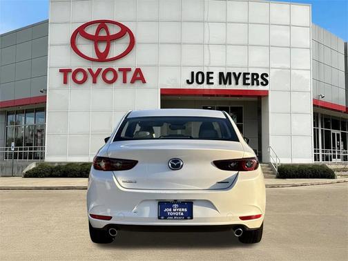 2025 Mazda Mazda3 FWD w/Preferred Package