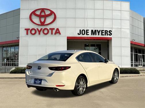 2025 Mazda Mazda3 FWD w/Preferred Package