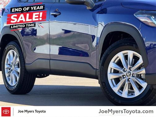 2025 Toyota Corolla Cross LE