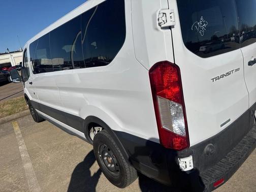 2024 Ford Transit-350 XLT