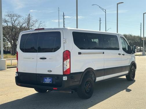 2024 Ford Transit-350 XLT