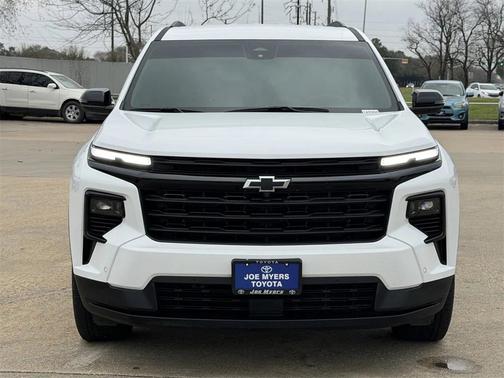 2024 Chevrolet Traverse LT